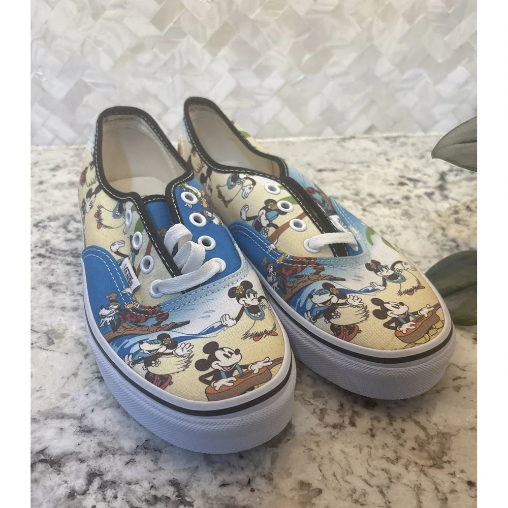 Vans X Disney Rare‎ Hawaiian Aloha Mickey Minnie Mouse M6 L7.5 limited Addition